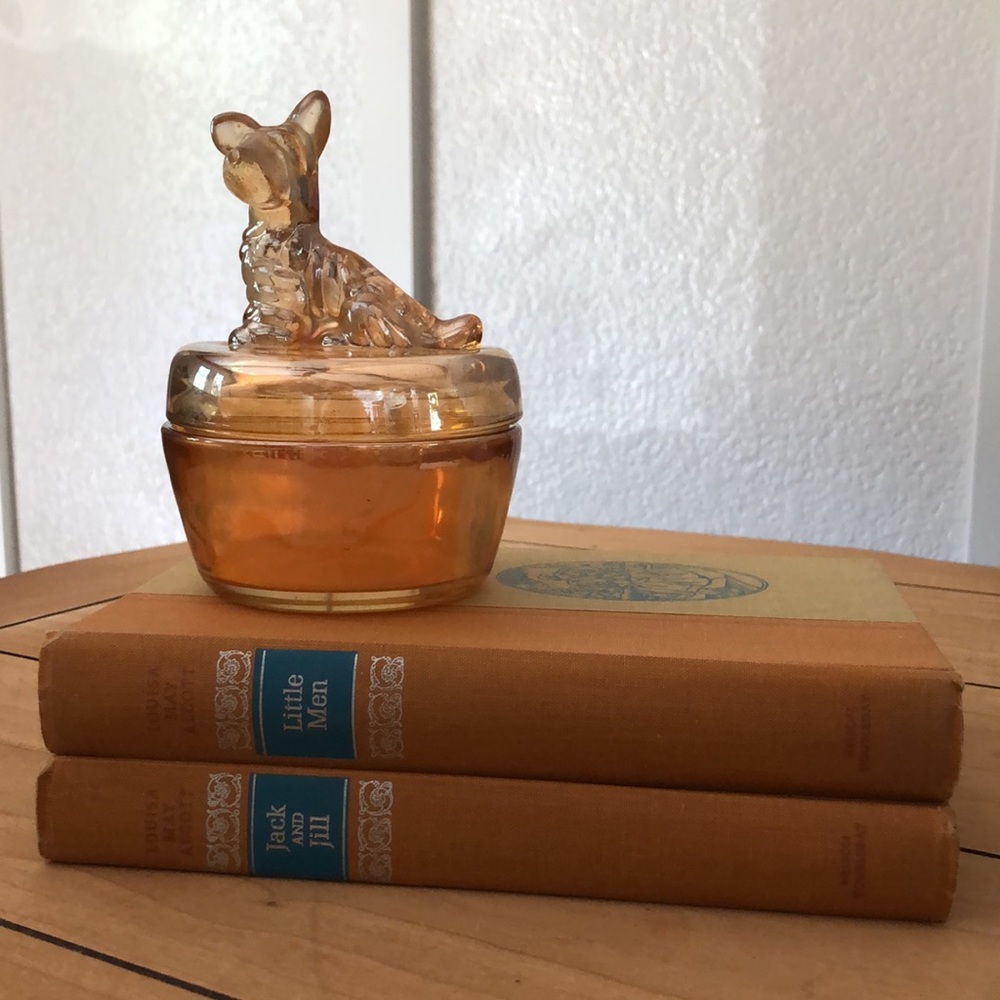 Vintage Jeanette glass Scottie dog trinket box